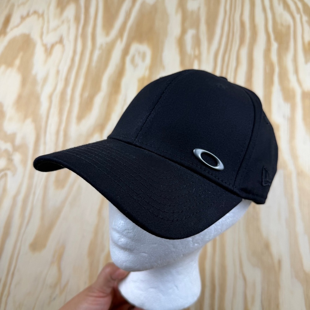 Oakley New Era 39THIRTY Tincan Stretch Fit Hat Black Small-Medium 911545-02E